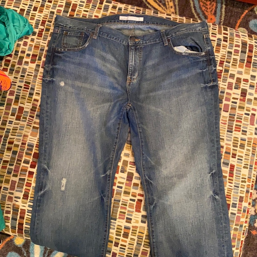 Old Navy Boyfriend distressed Jeans 20